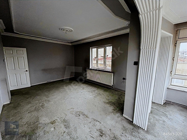 BM REAL ESTATE GAZCILAR CADDE ÜZERİNDE ASANSÖRLÜ 2+1 DAİRE - Görsel 8