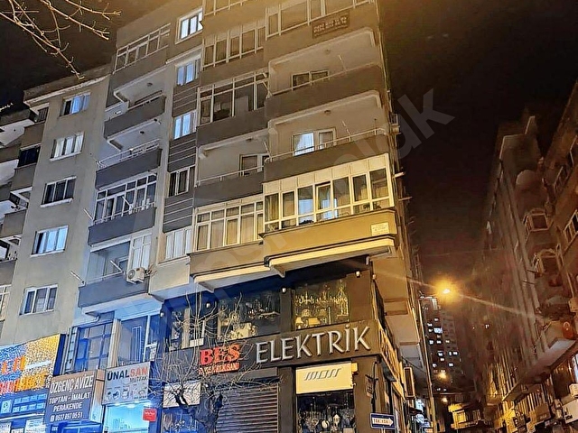 BM REAL ESTATE GAZCILAR CADDE ÜZERİNDE ASANSÖRLÜ 2+1 DAİRE - Görsel 13