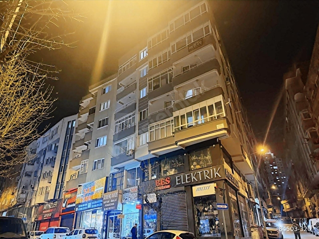 BM REAL ESTATE GAZCILAR CADDE ÜZERİNDE ASANSÖRLÜ 2+1 DAİRE
