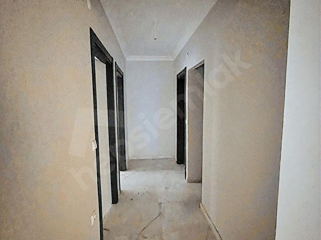 FERUDUNÇELİK CADDE ÜSTÜ ÖNCEPE 3/1 SATILIK İSKANLI DAİRE 3 KAT - Görsel 20