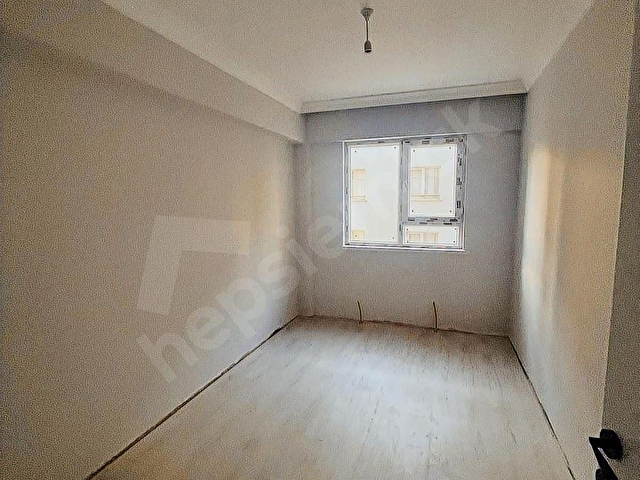 FERUDUNÇELİK CADDE ÜSTÜ ÖNCEPE 3/1 SATILIK İSKANLI DAİRE 3 KAT - Görsel 8