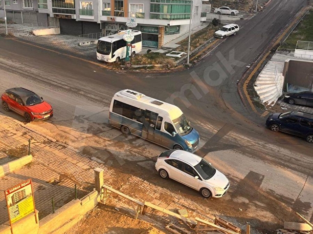 FERUDUNÇELİK CADDE ÜSTÜ ÖNCEPE 3/1 SATILIK İSKANLI DAİRE 3 KAT - Görsel 23