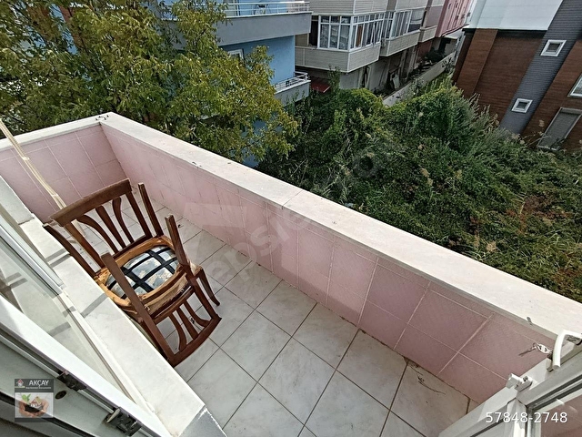 AKÇAYDA AYRI MUTFAKLI ÇİFT WCLİ ÖN CEPHE 3+1 EŞYALI FIRSAT DAİRE - Görsel 14