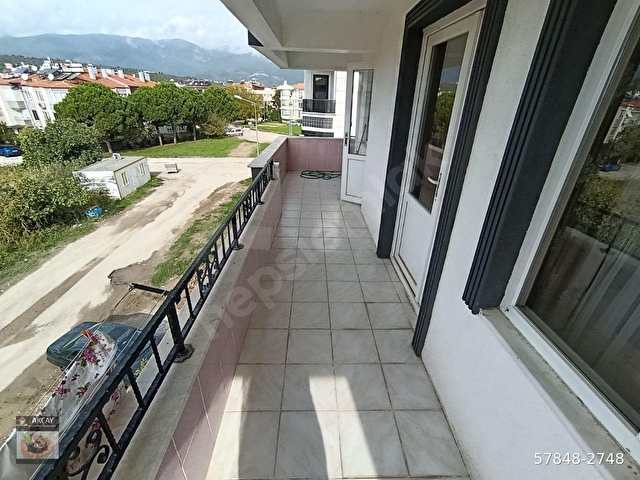 AKÇAYDA AYRI MUTFAKLI ÇİFT WCLİ ÖN CEPHE 3+1 EŞYALI FIRSAT DAİRE - Görsel 7