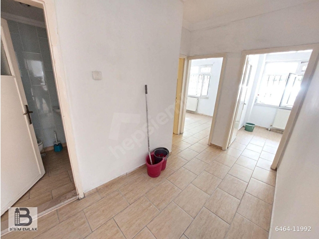 BİRİMDEN,DİKMEN CADDE ÜZERİ,2+1,BOYASI YENİ,AÇIK OTOPARKLI - Görsel 13