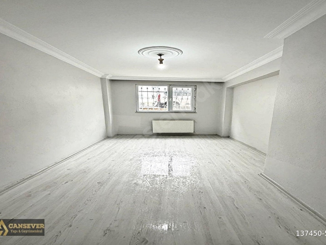 BAHÇEŞEHİRE KOMŞU GENİŞ M² 2+1 SATILIK DAİRE - Görsel 5