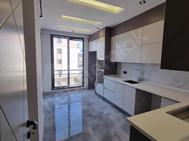 ŞEMİKLERDE KİRALIK SIFIR BİNADA 3+1 ARA KAT DAİRE - Görsel 25