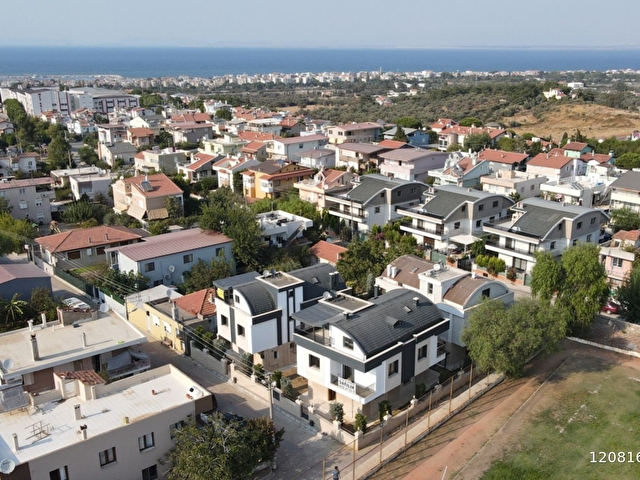 izmir guzelbahce de satilik villa 120816 2 hurriyet emlak