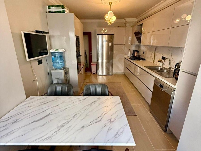 MİNİMALİSTTEN 20 YILLIK BİNADA K.OTOPARKLI ASANSÖRLÜ 4+1 165M2 - Görsel 8