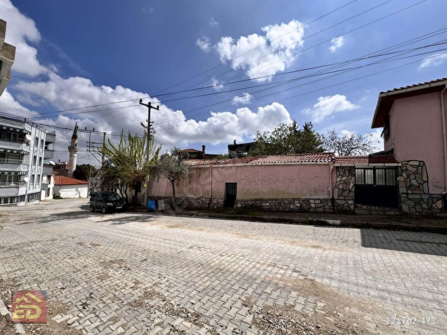 DAĞCI EMLAKTAN KARŞIYAKADA SATILIK10 DAİRELİK MÜSTAKİL EV ARSA - Görsel 3