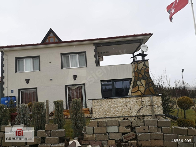 Gölbaşı Hacı Muratlı’da Satılık 2+1 Geniş Metrajlı  İki Katlı Yapılı , Müstakil Ev