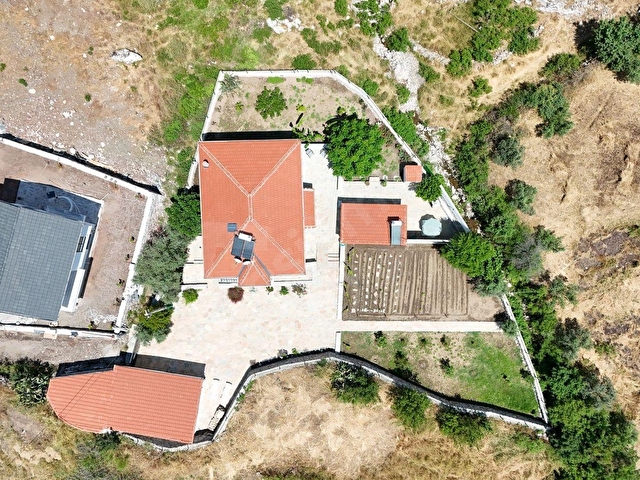 ÖLMEZ EMLAKTAN MARMARİS BAYIR MAHALLESİNDE 1.018m² ARSA İÇİNDE MÜSTAKİL EV - Görsel 4