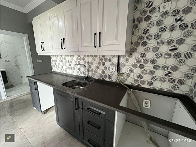 HAVUZLU SİTEDE ^^SIFIR 2+1 DAİRE^^3.KAT DENİZE YAKIN - Görsel 15