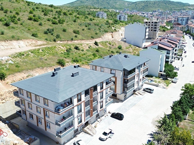 15 TEMMUZ MAHALLESİ 2+1 110 M² GENİŞ SATILIK DAİRE – HASTANE, OKUL VE PARK YAKIN - Görsel 3