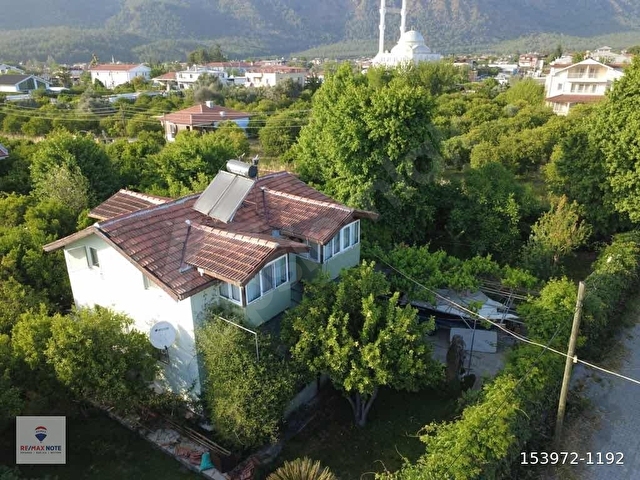 DEV BAHÇELİ SATILIK 3+1 MÜSTAKİL VİLLA - Görsel 14
