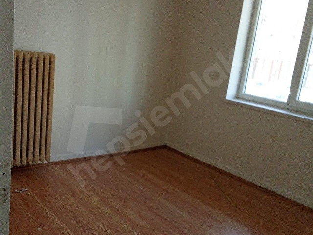 AKYÜZ SOKAK TA  2+1 GİRİŞ DAİRE - Görsel 6