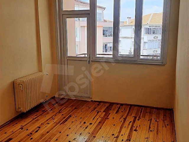 ANIT CADDESİNDE KİRALIK 2+1 DAİRE - Görsel 4
