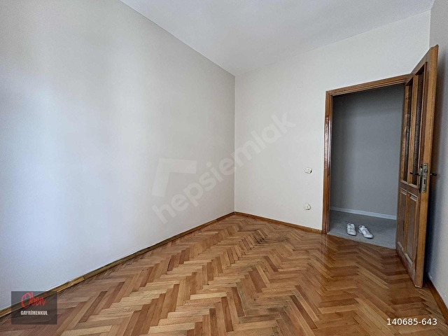 OBENDEN BOSTANCININ MERKEZİNDE 3+1 135 m² NET KULLANIMLI - Görsel 15