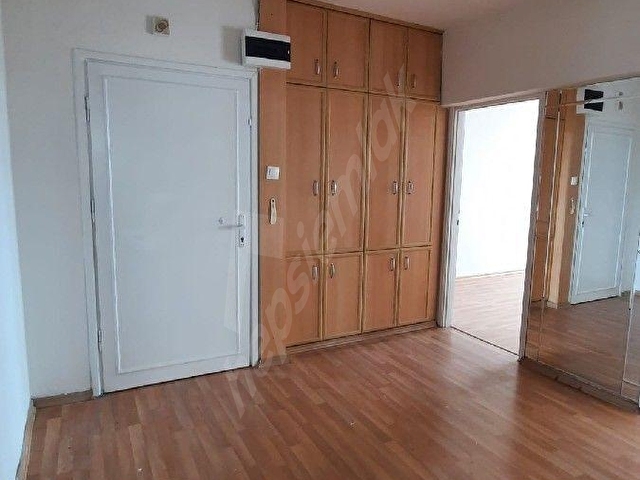 YEŞİLYURTTA SİTE İÇERİSİNDE KİRALIK DAİRE - Görsel 7