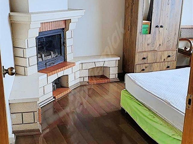 Seferihisar Camikemir Cadde Üzeri Jandarma Karşısı Eşyalı - Görsel 4