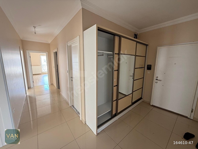 ORSAY EDREMİT KONAKLARINDA KİRALIK 6+1 DUBLEKS DAİRE - Görsel 4