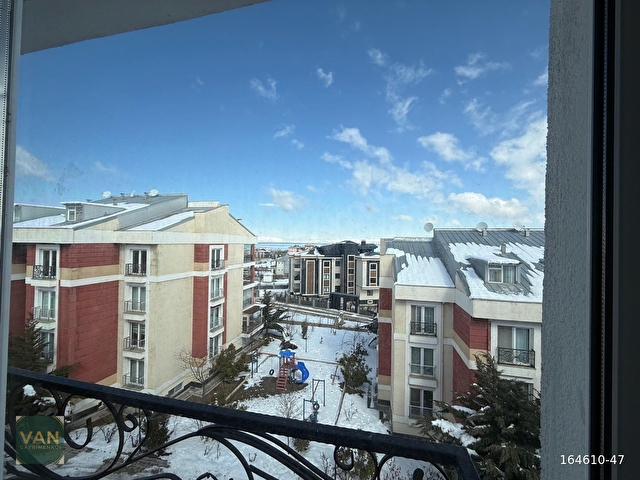 ORSAY EDREMİT KONAKLARINDA KİRALIK 6+1 DUBLEKS DAİRE - Görsel 22