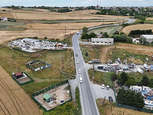 ÇİLİNGİR MAHALLESİNDE CADDE ÜZERİ SATILIK 68 METRE HİSSE - Görsel 6