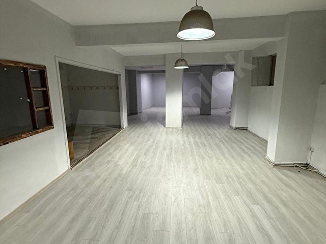 MECİDİYEKÖY PROFİLO YAKINI GÜLBAHAR MAHALLESİNDE DÜZ GİRİŞ   180M2 DEPO - Görsel 3