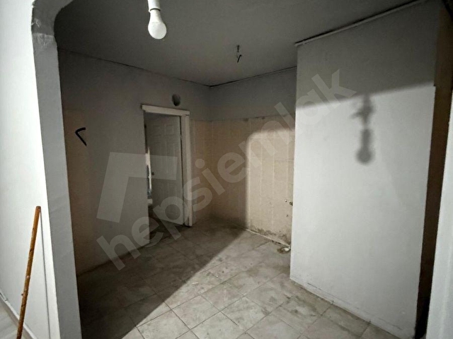 MECİDİYEKÖY PROFİLO YAKINI GÜLBAHAR MAHALLESİNDE DÜZ GİRİŞ   180M2 DEPO - Görsel 11