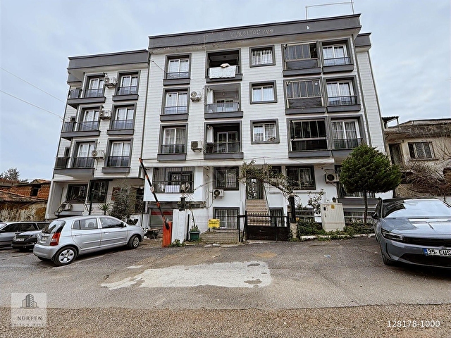 NURFENDEN İZBAN YAKINI ARAKAT GENÇ BİNADA STÜDYO DAİRE - Görsel 15
