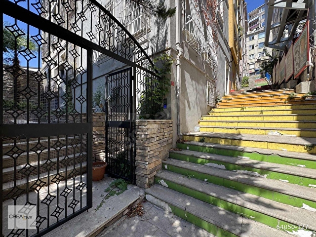 Cihangirde Teraslı Deniz Manzaralı Eşyalı Kiralık 1+1 Daire - Görsel 27