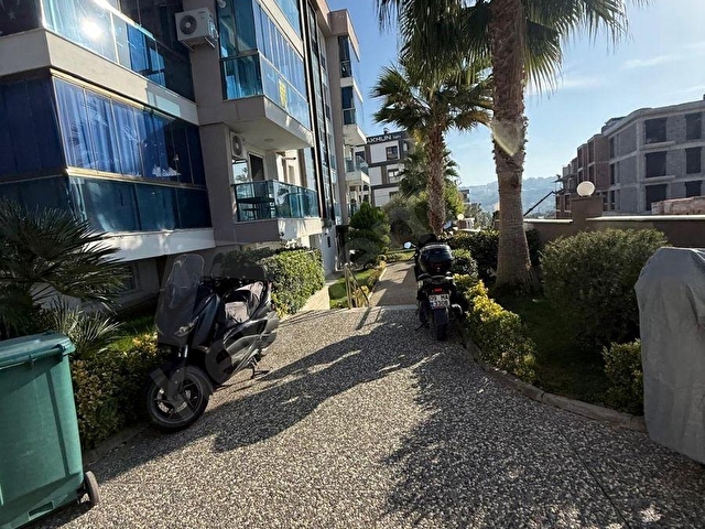 Havuzlu Site İçinde, Full Deniz Manzaralı, Ferah 3+1 Köşe Daire - Görsel 24