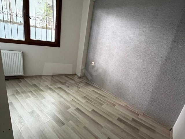 BUCA ATATÜRK MAH. 1+1 45 M2 GİRİŞ KATI BAHÇELİ DOĞALGAZLI KİRALIK DAİRE - Görsel 5