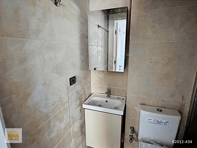 seferihisar -izmir caddesi üzeri geniş kiralık daire - Görsel 11