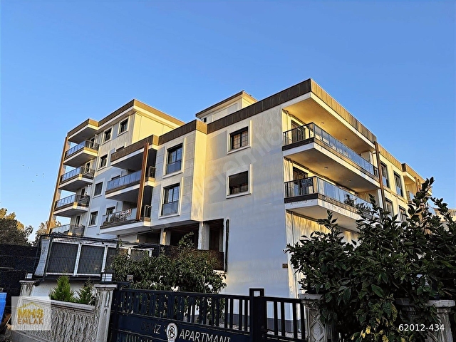 seferihisar -izmir caddesi üzeri geniş kiralık daire