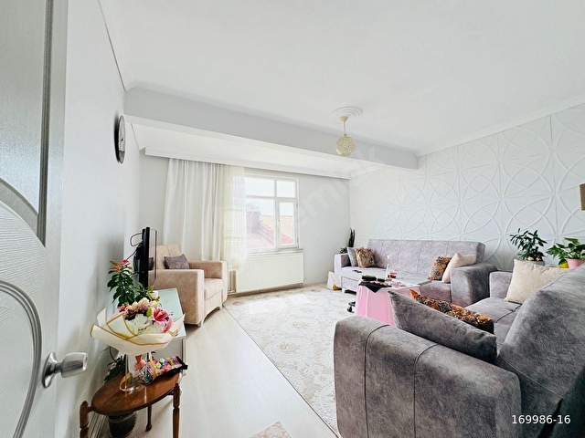 ELİT EMLAKTAN SATILIK 3+1 GENİŞ TERASLI DAİRE - Görsel 3