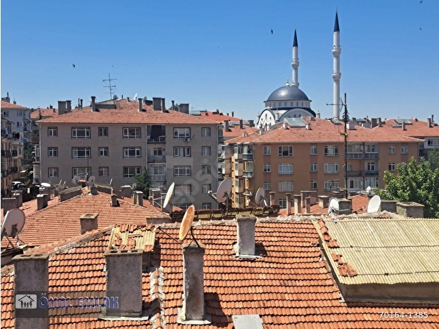 ÖNALDAN ANKARA  HARBİYE MAH. 3+1 YAPILI TEMİZ MANZARALI