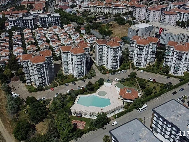 ZENSDEN DORUKKENT SİTESİNDE KİRALIK BAHÇEKATI 3+1 DAİRE