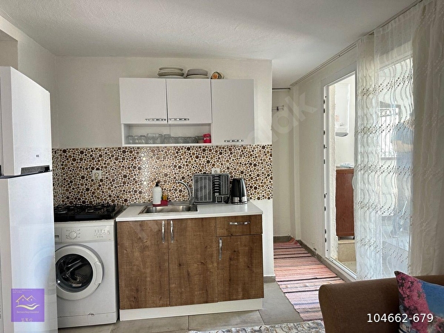 Alaçatıda 1+1 KİRALIK EV ( YAZ SEZONU)