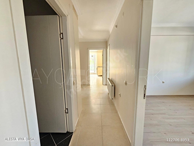 İzban Yakını ,Havuzlu Sitede, Tertemiz Geniş Daire - Görsel 19