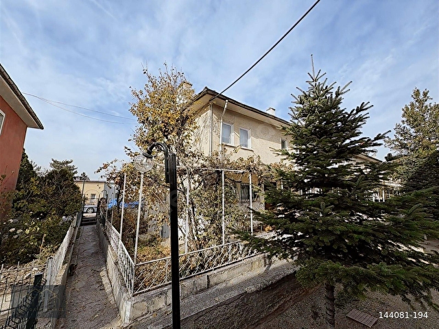 KOÇ GAYRİMENKULDEN 5+2 BULVAR ÜZERİ KÖŞE BAŞI TRİPLEX - Görsel 24