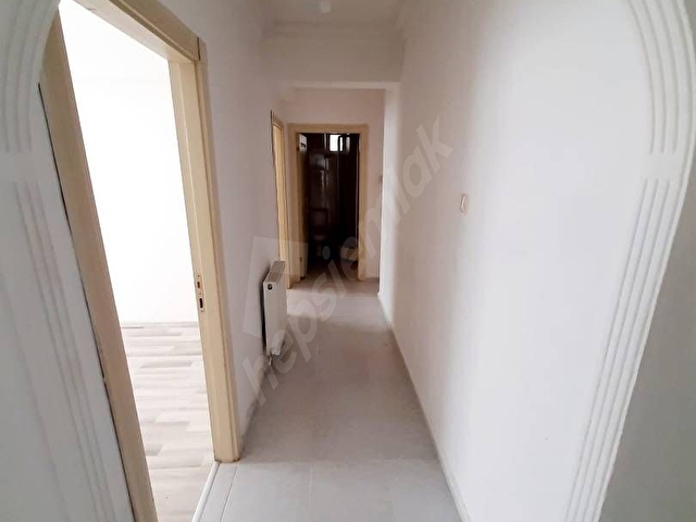 SAHİBİNDEN Kiralık Ara Kat Asansörlü Kombili Klimalı Daire - Görsel 14