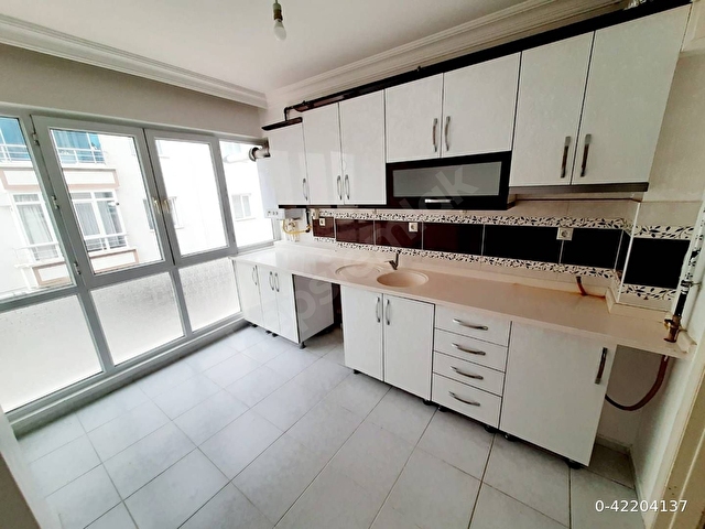 SAHİBİNDEN Kiralık Ara Kat Asansörlü Kombili Klimalı Daire - Görsel 9