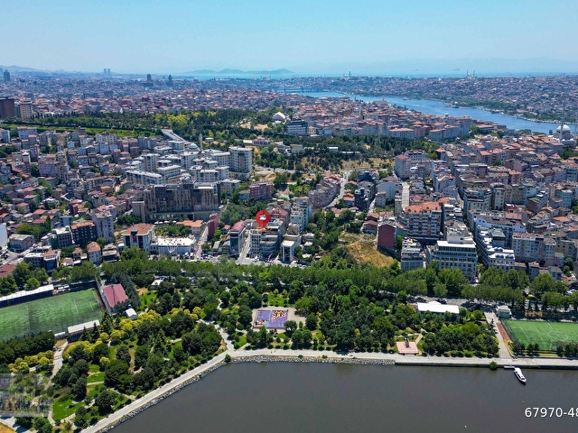 HALİÇ MANZARALI, KÖŞE KONUMLU PRESTİJLİ TİCARİ BİNA - Görsel 3