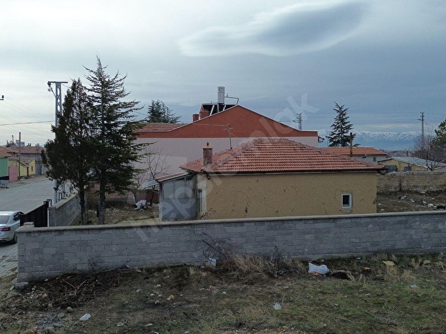Ramazan Çökelek Gayrimenkul’den Sarayönü Selimiyede Mahallesinde 930 m² 30/60 Emsal Arsa - Görsel 9