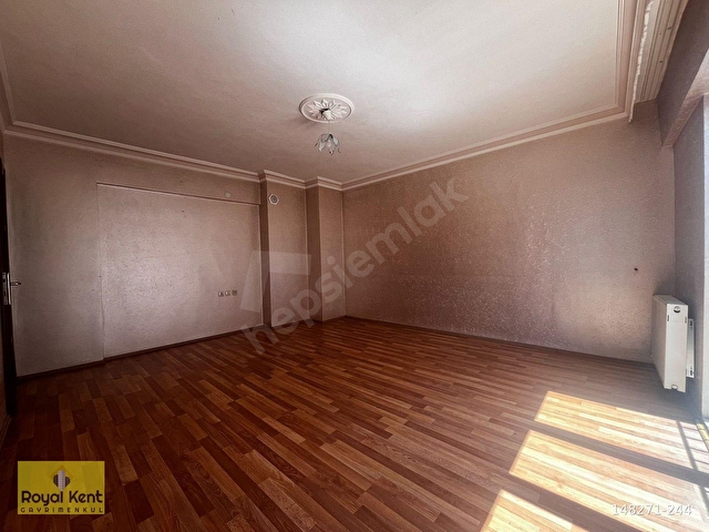 ROYAL KENTDEN MERKEZİ KONUMDA 3+1 KİRALIK DAİRE