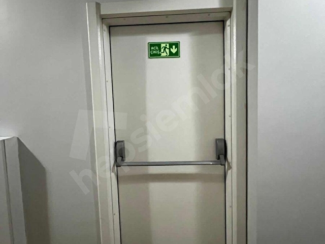 Yenibosna Kocasinanda Satılık 2+1 Otoparklı Daire çift asansörlü acil çıkış merdivenli - Görsel 27
