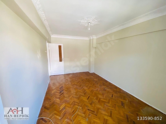 Cumhuriyet mahallesi Çark caddesinin arkası 90 metre² 2 + 1 boyalı daire - Görsel 20