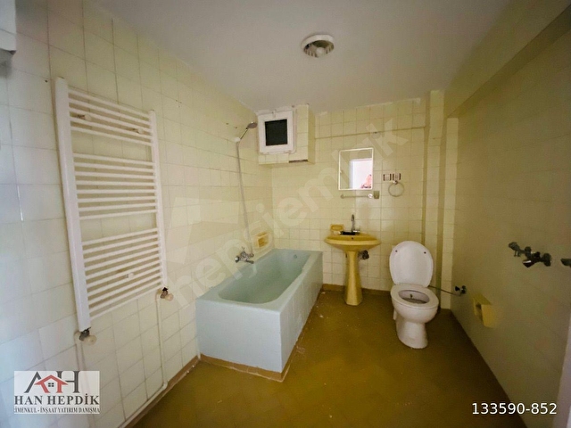 Cumhuriyet mahallesi Çark caddesinin arkası 90 metre² 2 + 1 boyalı daire - Görsel 26