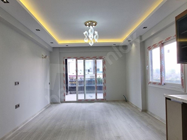 ROYAL EMLAKTAN TÖMÜKTE DENİZE 400 MT SATILIK 2+1 LÜX 120m2 DAİRE - Görsel 12